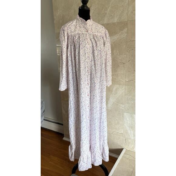 VTG 80s Avon Flannel Nightgown - M, Purple Soft Modest Grannycore Cottagecore - Picture 9 of 13